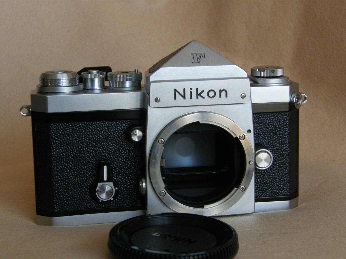 ニコン　Nikon　New　F　アイレベル　（美品・動作確認済）
