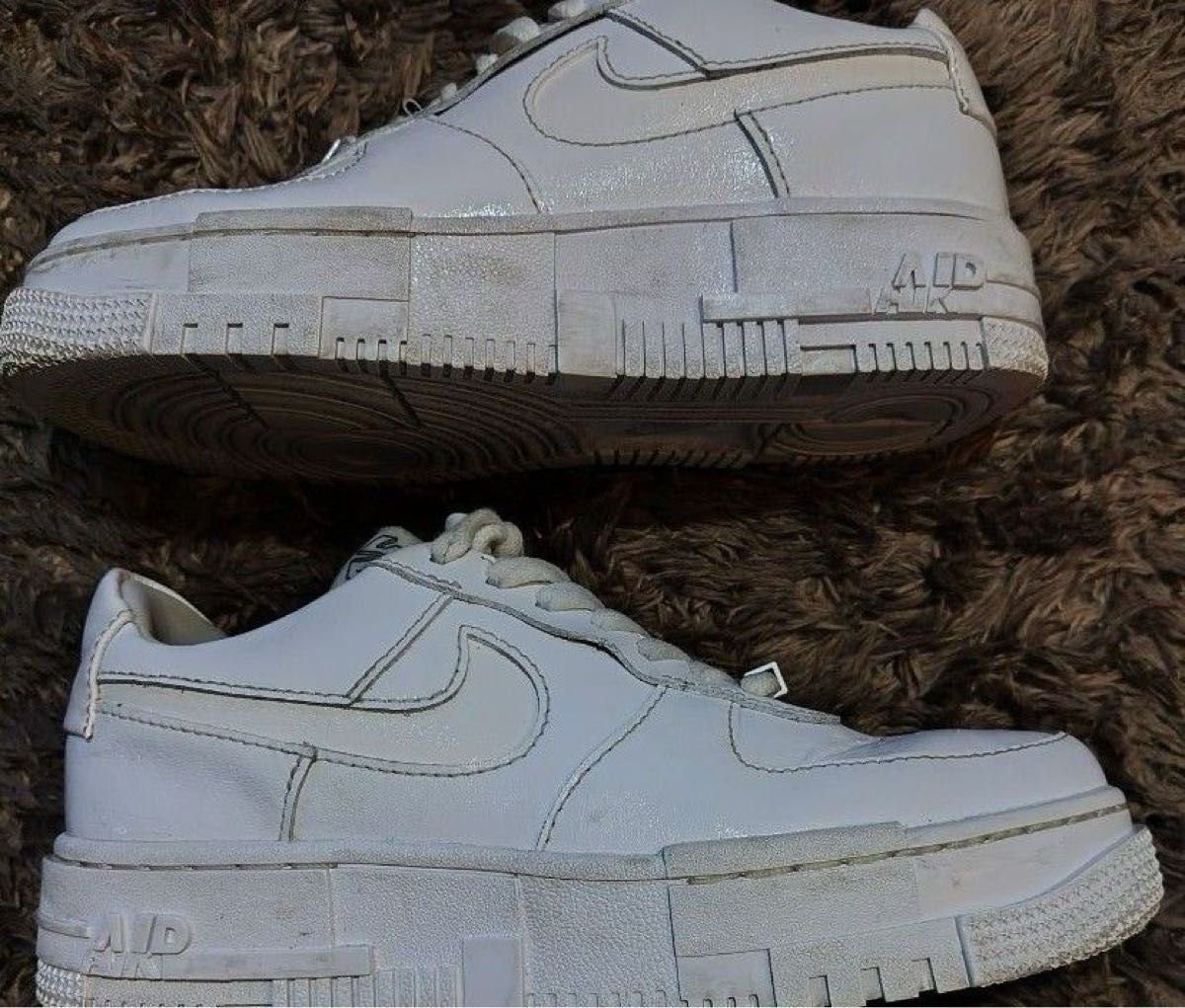 【美品送料無料】ナイキ Air Force 1 Pixel Casual 　 White/Black    23cm