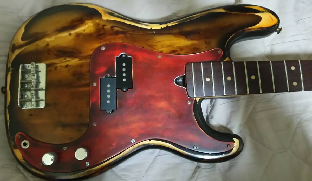 改造品　1975　フェンダー　プレシジョンベース　ビンテージ　Fender USA　ヴィンテージ　Precision Bass_画像2