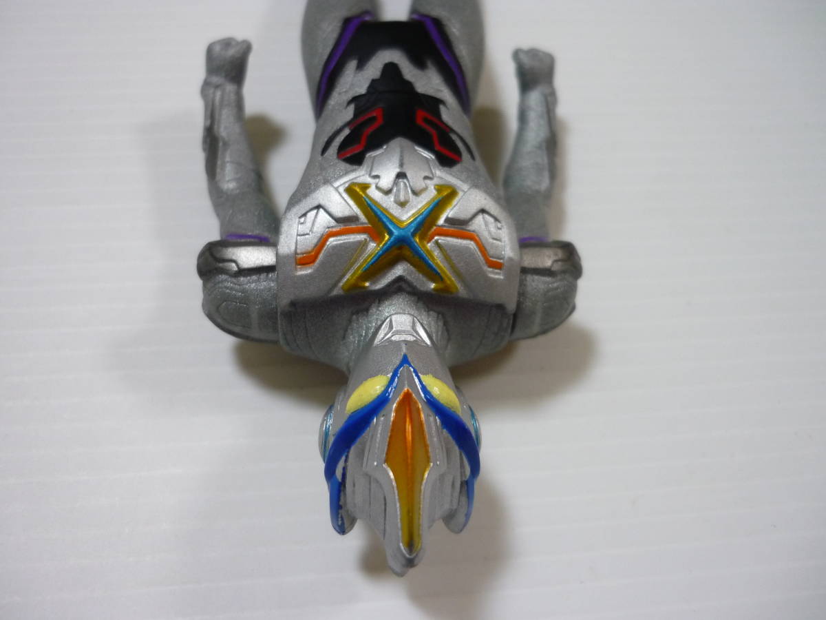 [管01]【送料無料】ソフビ ウルトラマンエックス エクシードエックス 約14cm 2015 ウルトラマン バンダイ フィギュア 円谷プロ_画像2