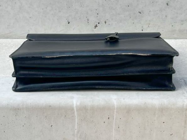 イタリア製 DUNHILL ダンヒル 本革レザー ビジネスバッグ ブリーフケース レザーブリーフケース 鞄 黒 安心安全 ロック鍵付き_画像5
