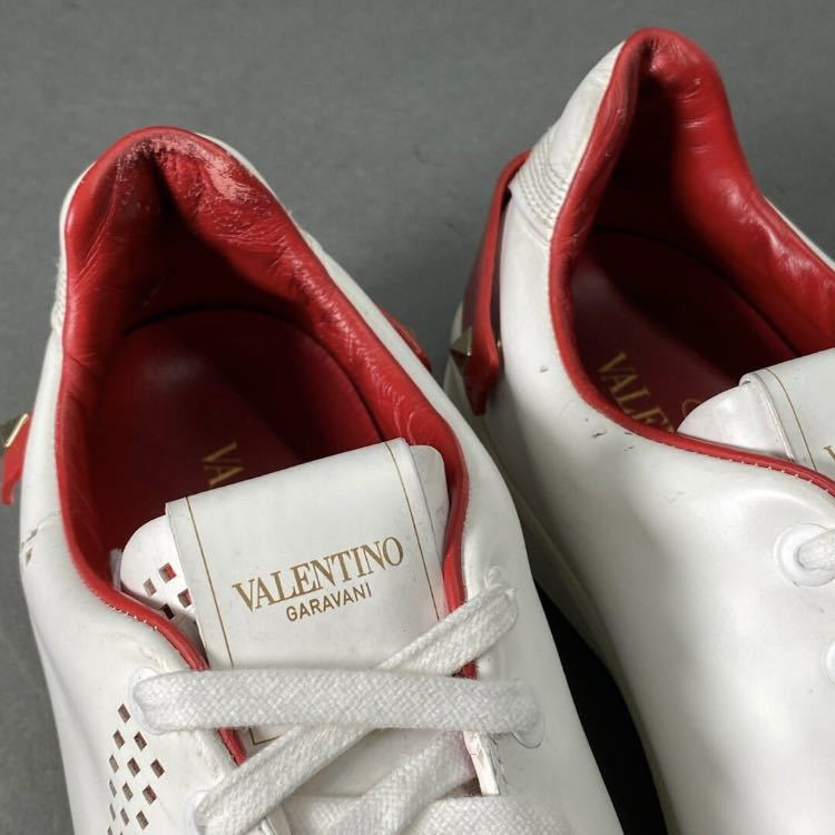 01a22 VALENTINO GARAVANI Valentino galava-ni low cut sneakers shoes studs 38 white punching leather leather 