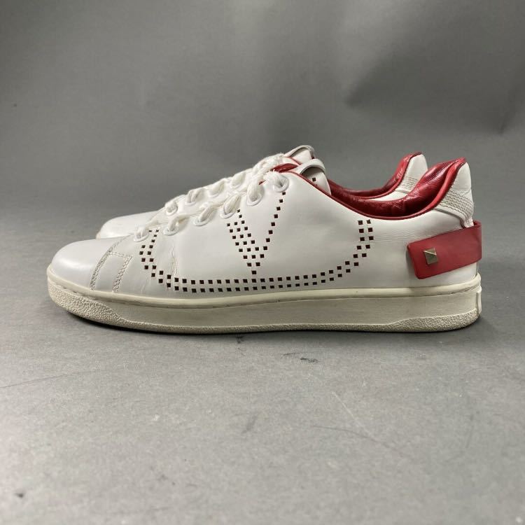 01a22 VALENTINO GARAVANI Valentino galava-ni low cut sneakers shoes studs 38 white punching leather leather 