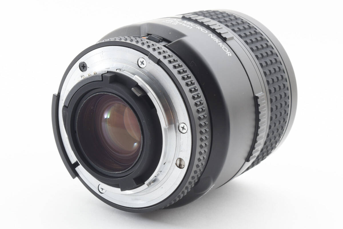 美品 Nikon AF Micro Nikkor 60mm F/2.8 Fマウント Prime レンズ ニコン 353の画像4