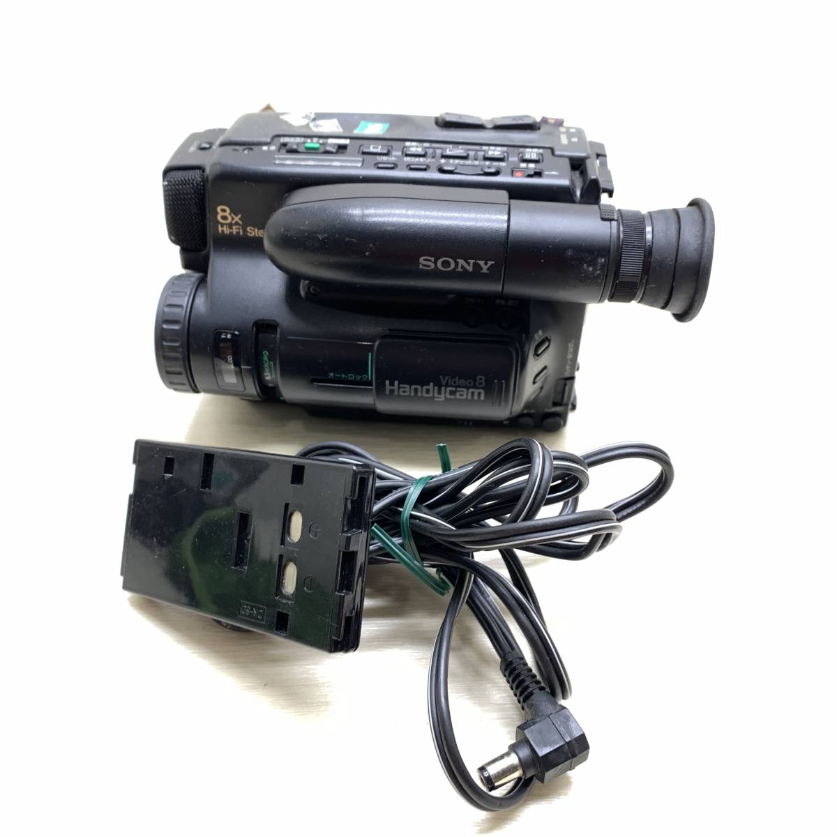 ■SONY ソニー CCD-TR75 ビデオカメラレコーダー Hi8ビデオカメラ ハンディカム 8mm Video8 ジャンク■G41498の画像1
