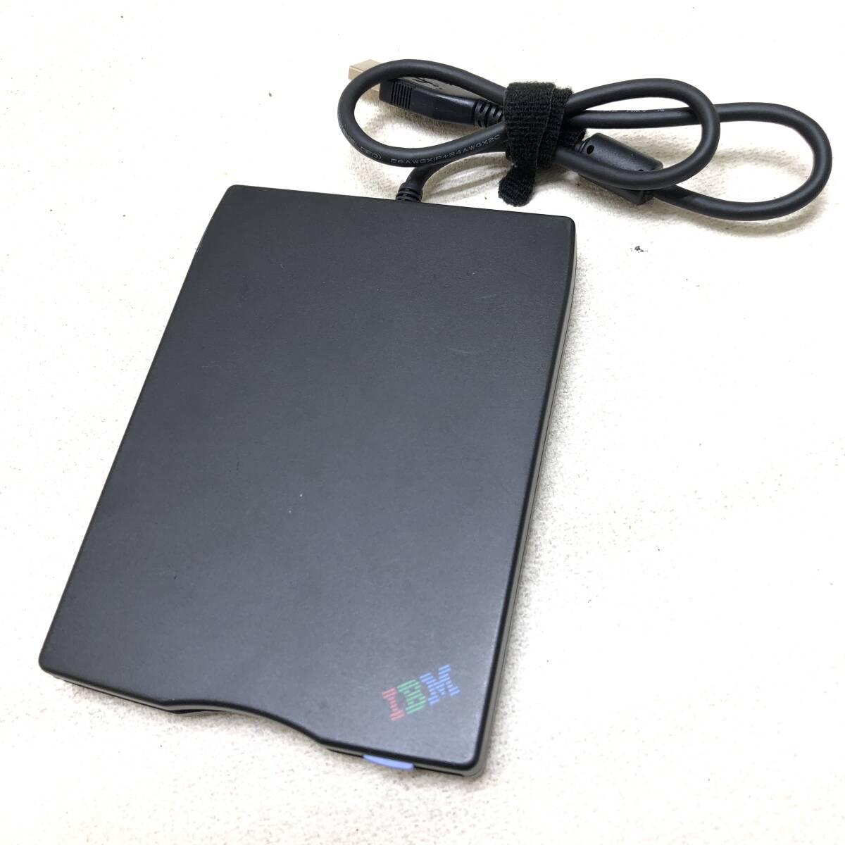 ♪IBM USB Portable Diskette Drive 純正 3.5インチ FDDドライブ 動作未確認 現状品♪G22983_画像1