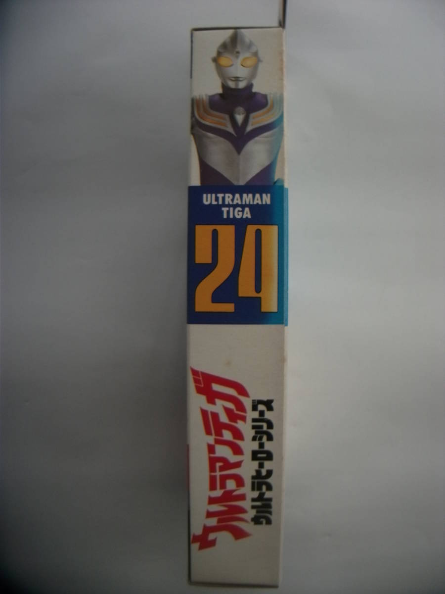  Bandai Ultra герой серии 24 [ Ultraman Tiga ( Sky модель )] sofvi кукла не использовался товар 1996 год цена . наклейка следы есть 