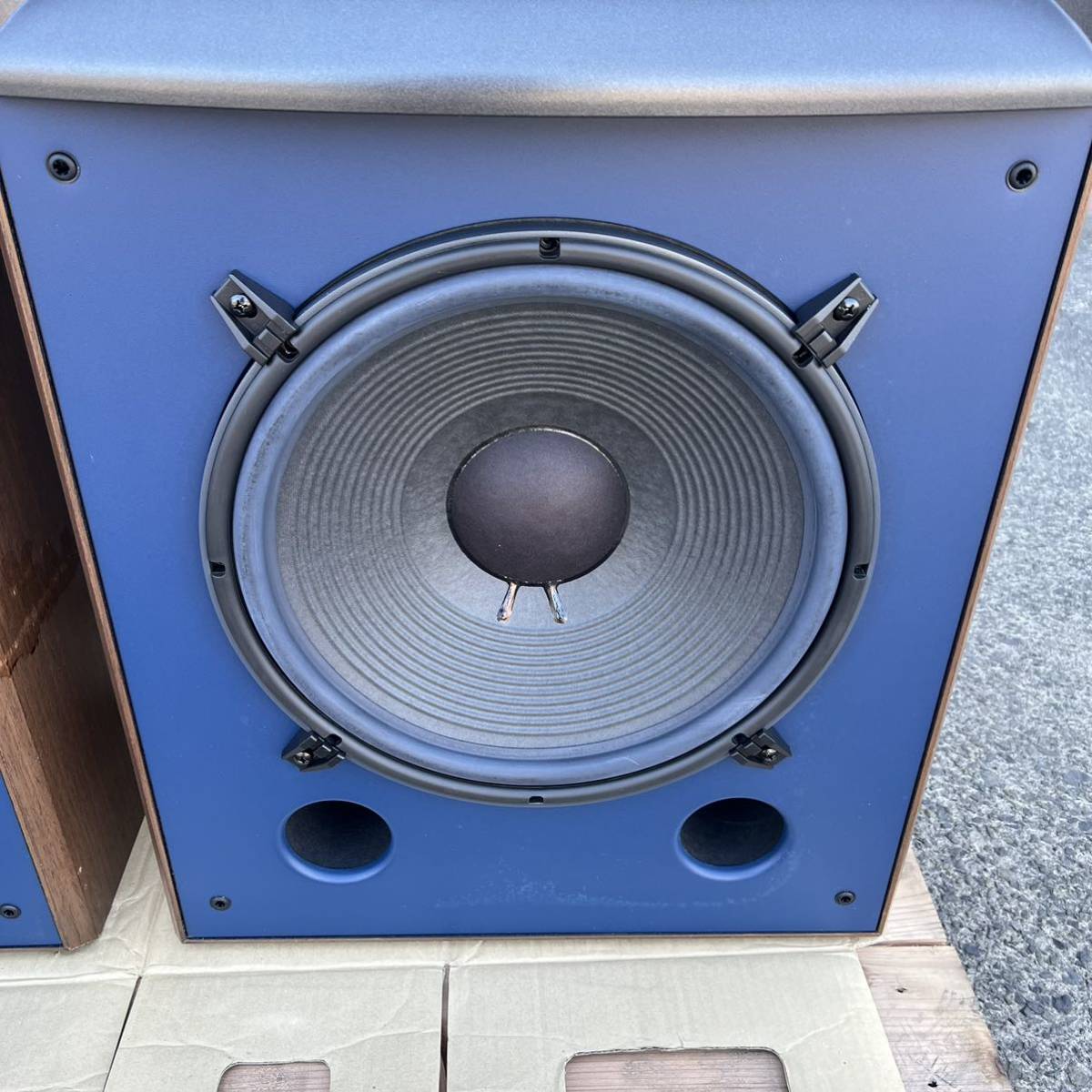 JBL MODEL 4338 STUDIO MONITOR floor type speaker monitor speaker speaker pair audio sound out verification settled stand 2 pair attaching 