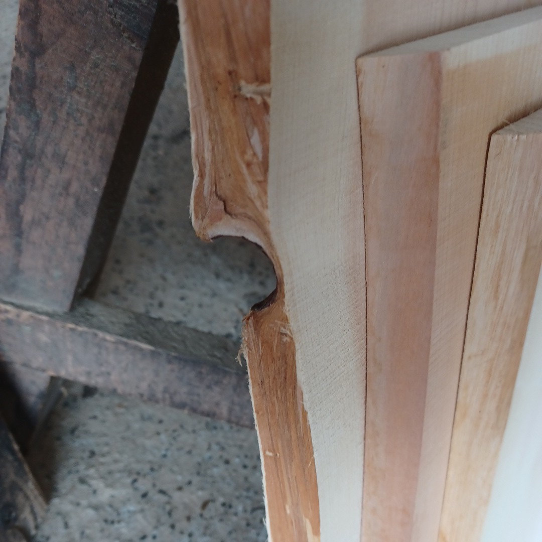 C-1651 　国産ひのき　耳付節板　3枚セット　テーブル　棚板　看板　一枚板　無垢材　桧　檜　DIY_画像10