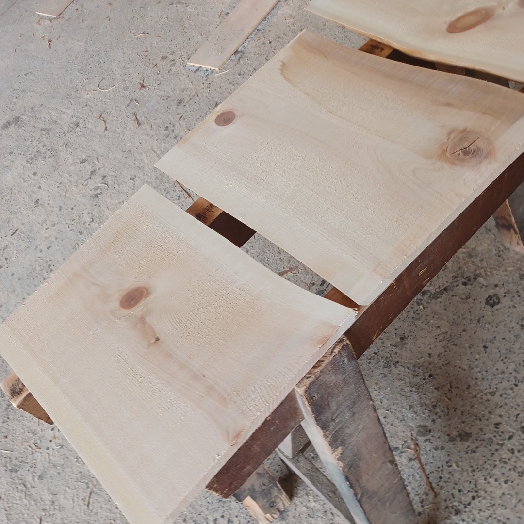 C-1651 　国産ひのき　耳付節板　3枚セット　テーブル　棚板　看板　一枚板　無垢材　桧　檜　DIY_画像7