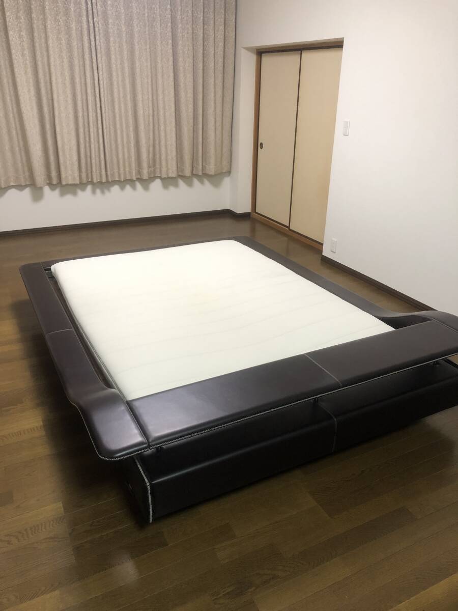23750円 カリモクのベッド、NU46モデル(中古)です 23750円 カリモクのベッド、NU46モデル(中古)です