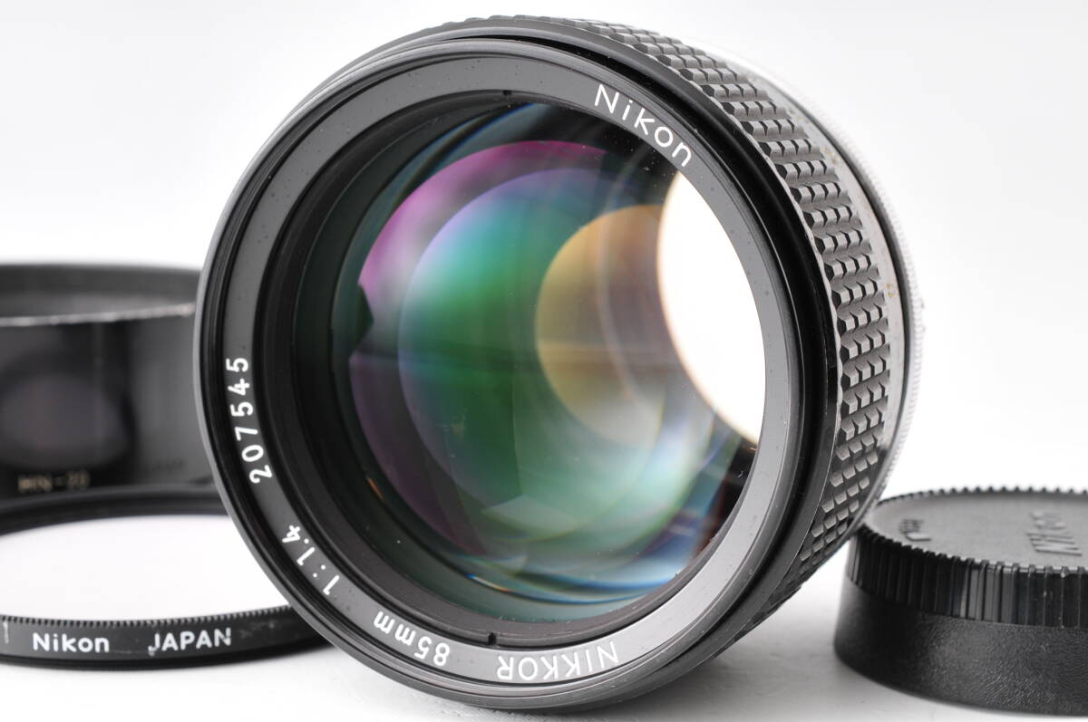 [ジャンク] Nikon NIKKOR 85mm f/1.4 Ai-S AIS Portrait MF Lens ニコン レンズ #70の画像1