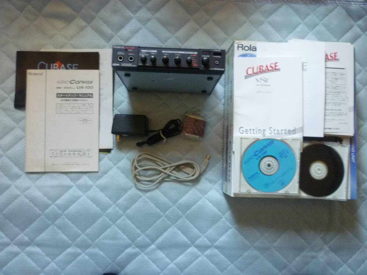 Roland AUDIO CANVAS UA-100 AUDIO and MIDI processing unit with a USB interface/ Roland аудио * парусина интерфейс 