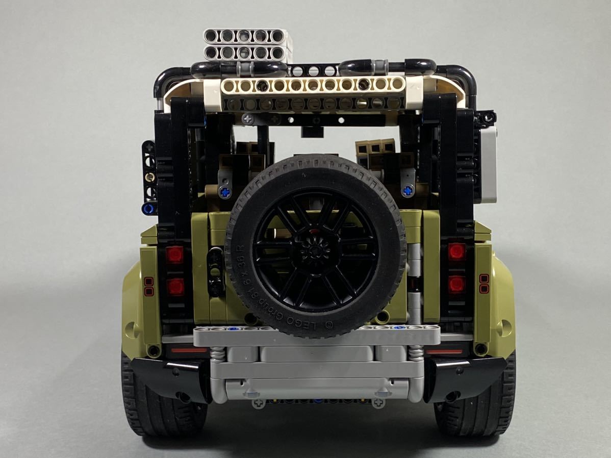 MJ231220-1【現状販売】LEGO TECHNIC レゴ テクニック LAND ROVER ランドローバー DEFENDER ディフェンダー 42110 組立済の画像4