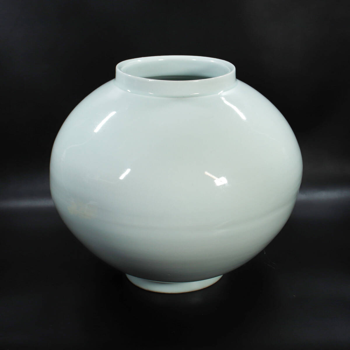 【代引可】 【真作保証】『竹中浩』作/白磁壺(松坂屋美術部取り扱い/37.8cm×32.2cm) <240222003> 花器、壷
