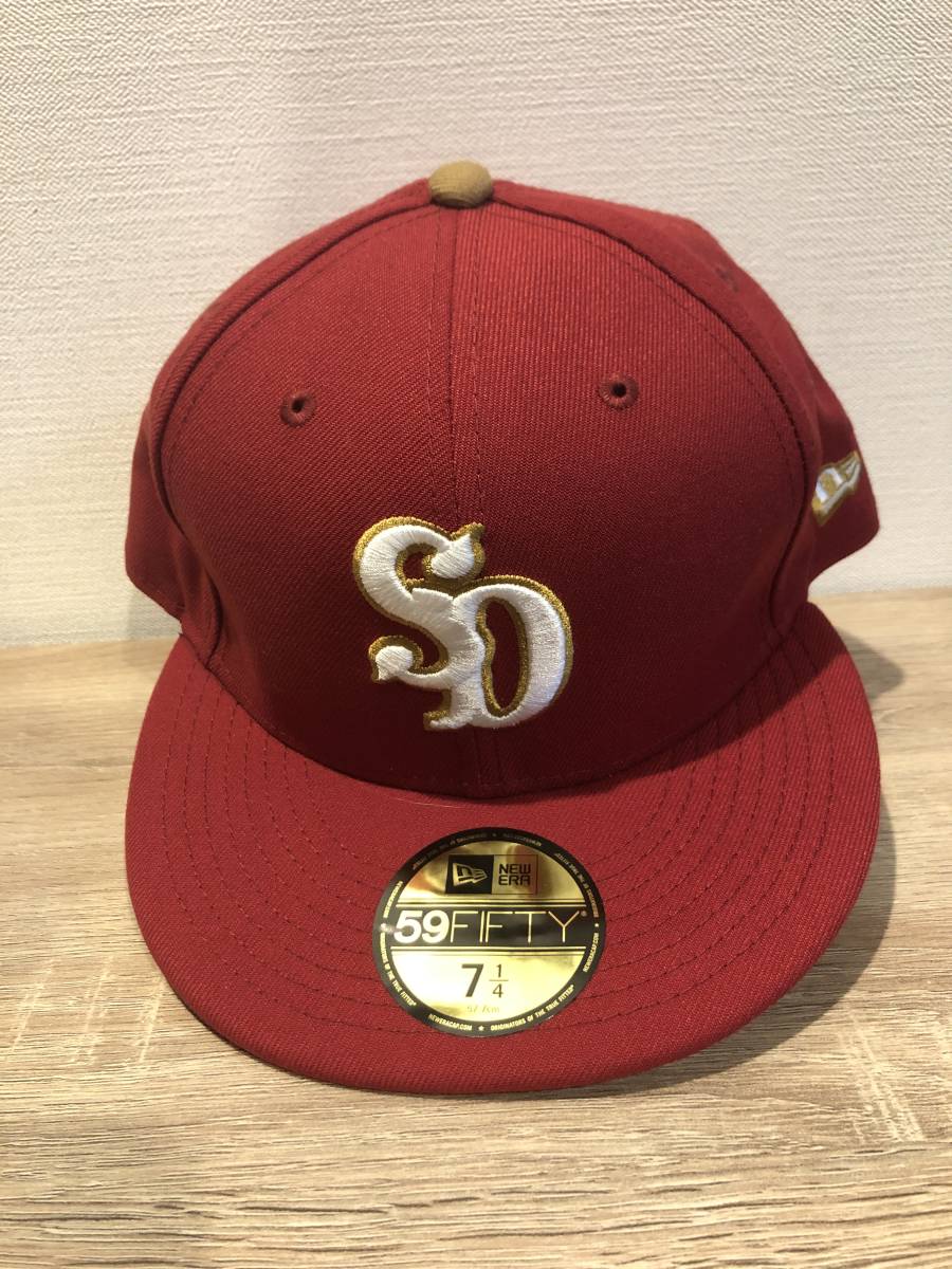 訳アリ　スタンダードカリフォルニア　赤系　NEWERA　ニューエラ　帽子　キャップ 59FIFTY 7 1/4_画像1