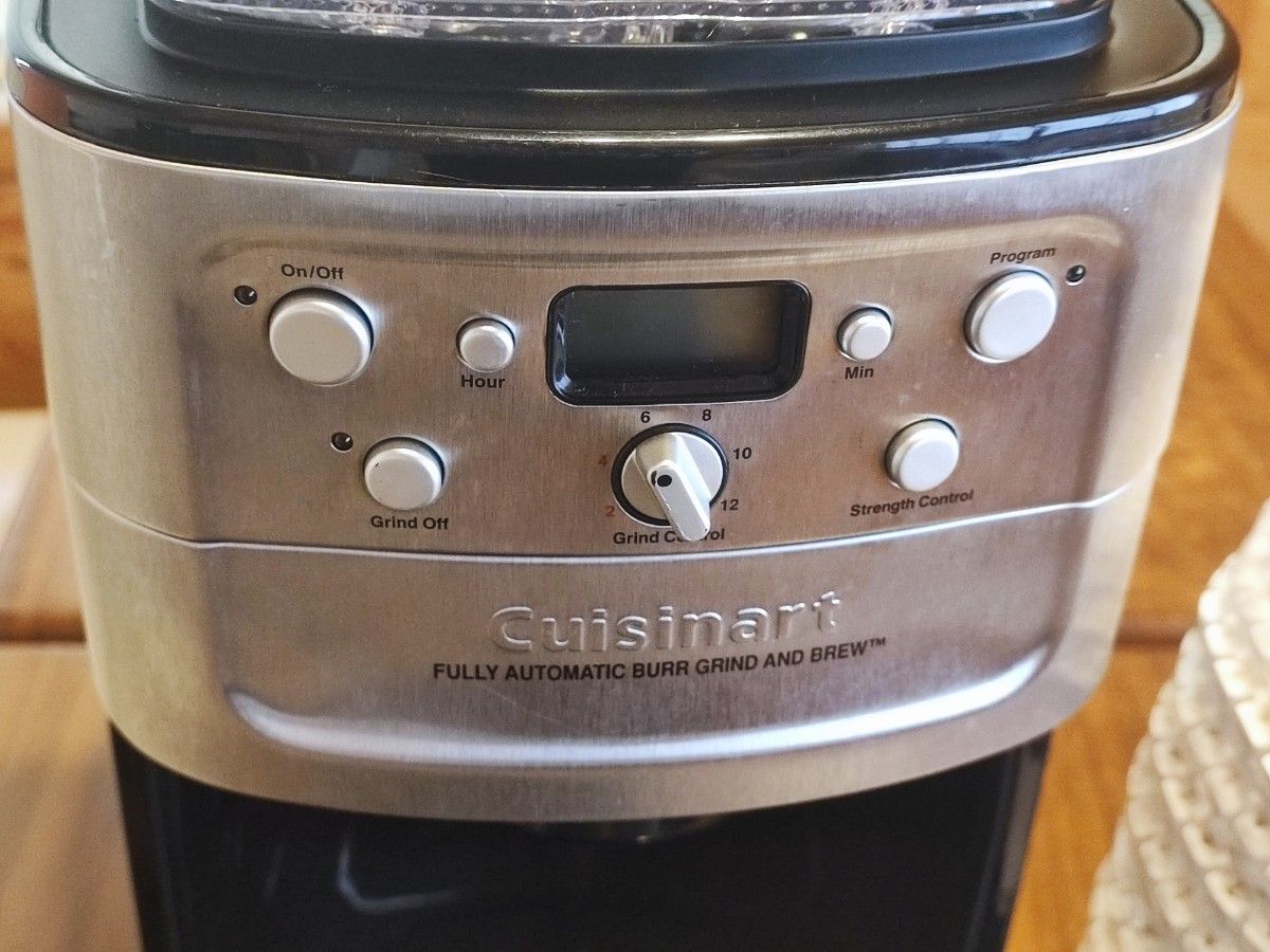 クイジナート 全自動 コーヒーメーカー 12カップ DGB-900PCJ2 クイジナート 全自動 コーヒーメーカー 12カップ DGB-900PCJ2