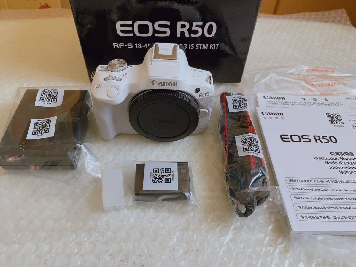 極美品！格安出品CANON EOS R50ボディ ミラーレス一眼カメラ キャノン　EOS Kiss後継機　イオスキス　メーカー保証、延長保証付き ホワイト_画像1