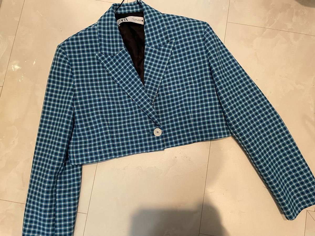 美品 ZARA チェック柄 クロップド ザラ ショート丈 ジャケット 美品 ZARA チェック柄 クロップド ザラ ショート丈 ジャケット