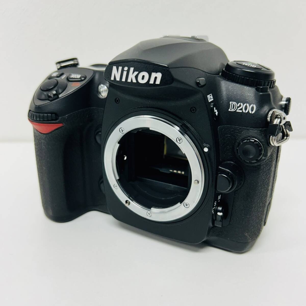 Nikon　ニコン　D200　デジタル一眼レフ　本体のみ　動作未確認　中古品　保管品　カメラ_画像2