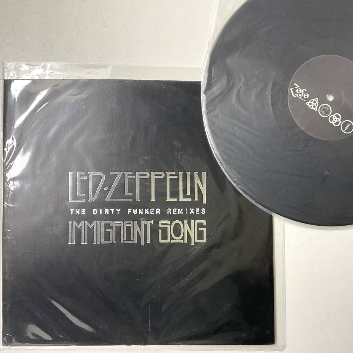 PROMO *12“ レコード Led Zeppelin Immigrant Song The Dirty Funker Remixes Spirit Recordings Unofficial DFZEP1 LICCA*RECORDS 456_画像1