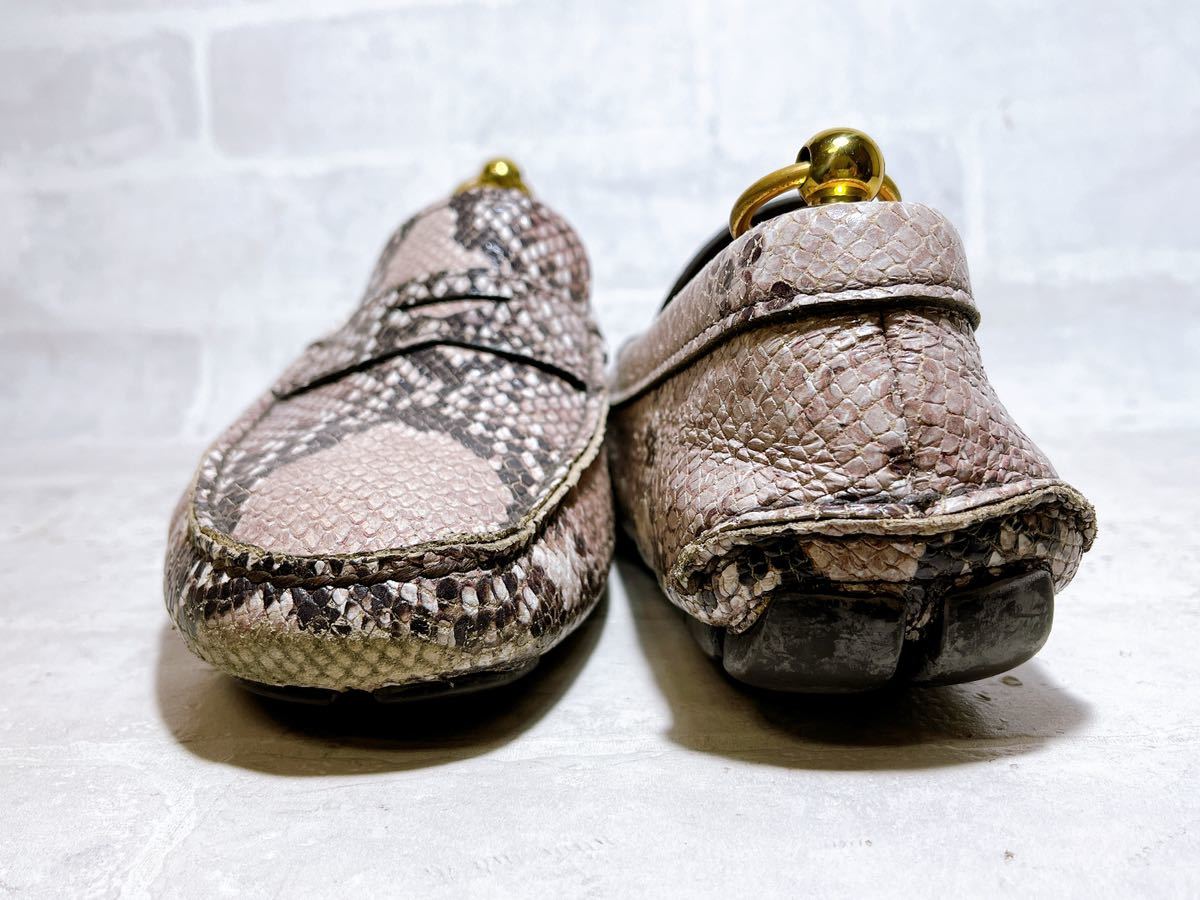 正規品【美品】PRADA プラダ 高級 パイソン型押し ドライビング 正規品【美品】PRADA プラダ 高級 パイソン型押し ドライビング
