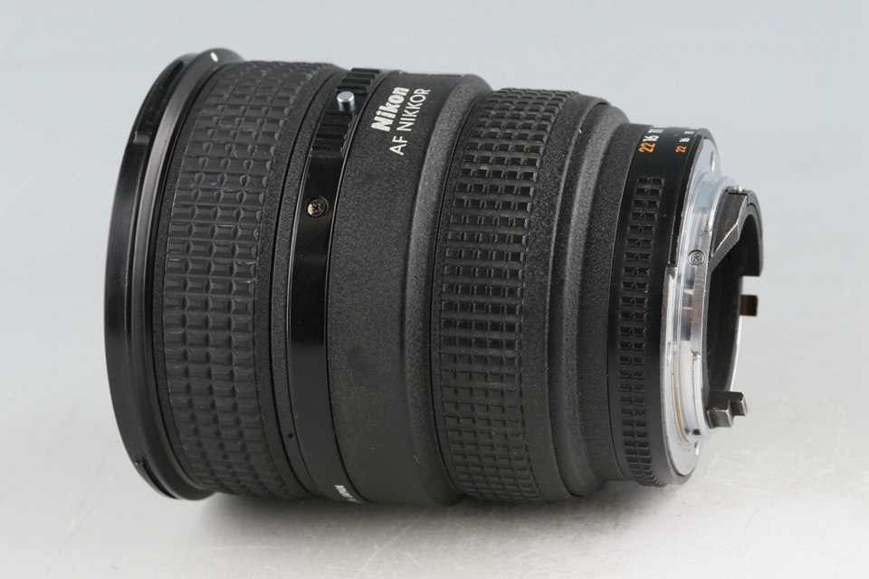 Nikon AF Nikkor 20-35mm F/2.8 D Lens #51586A3 Nikon AF Nikkor 20-35mm F/2.8 D Lens #51586A3