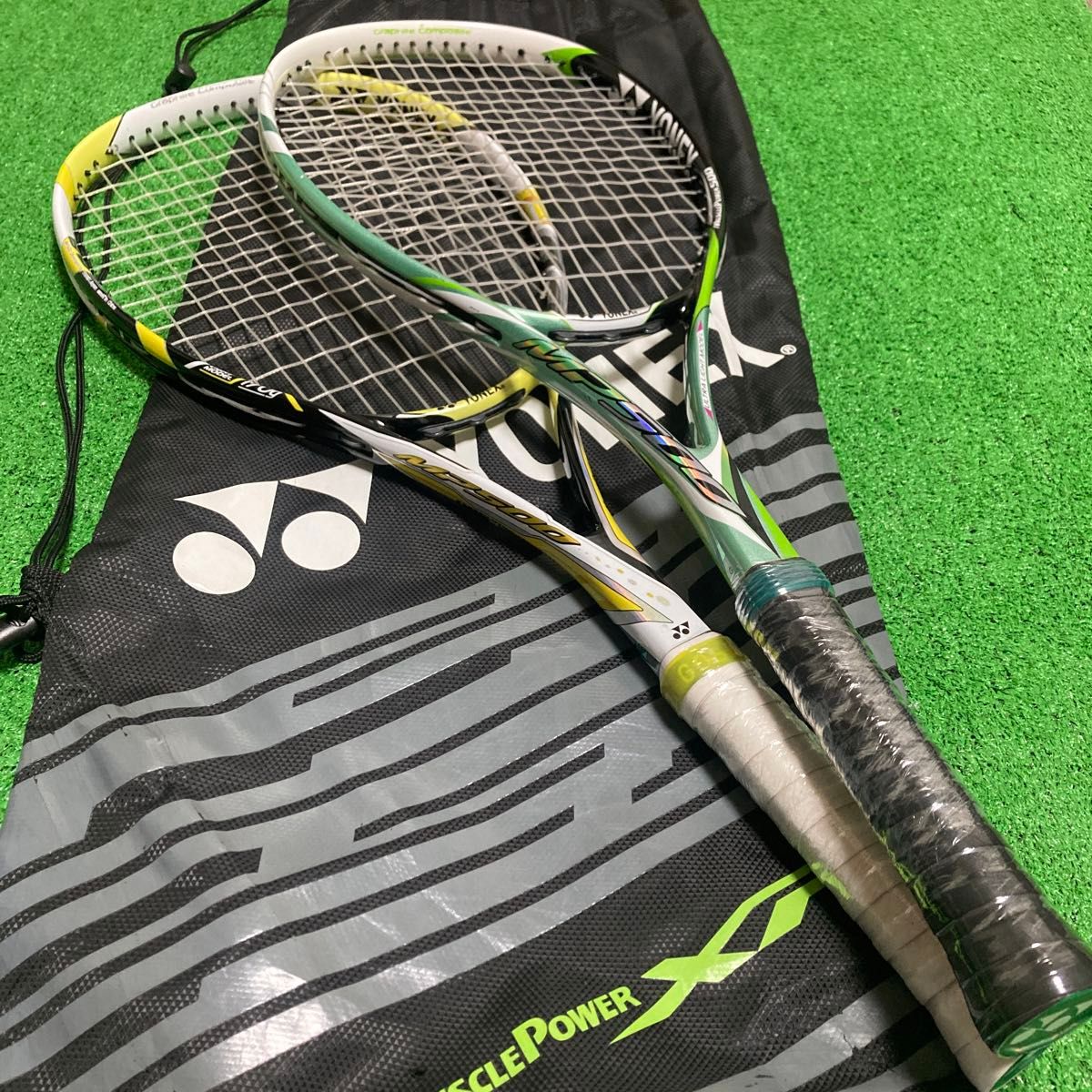 ソフトテニスラケット 軟式テニスラケット 初心者向け 初級者向け ジュニア向け YONEX ヨネックス MP200XF 軽量モデル