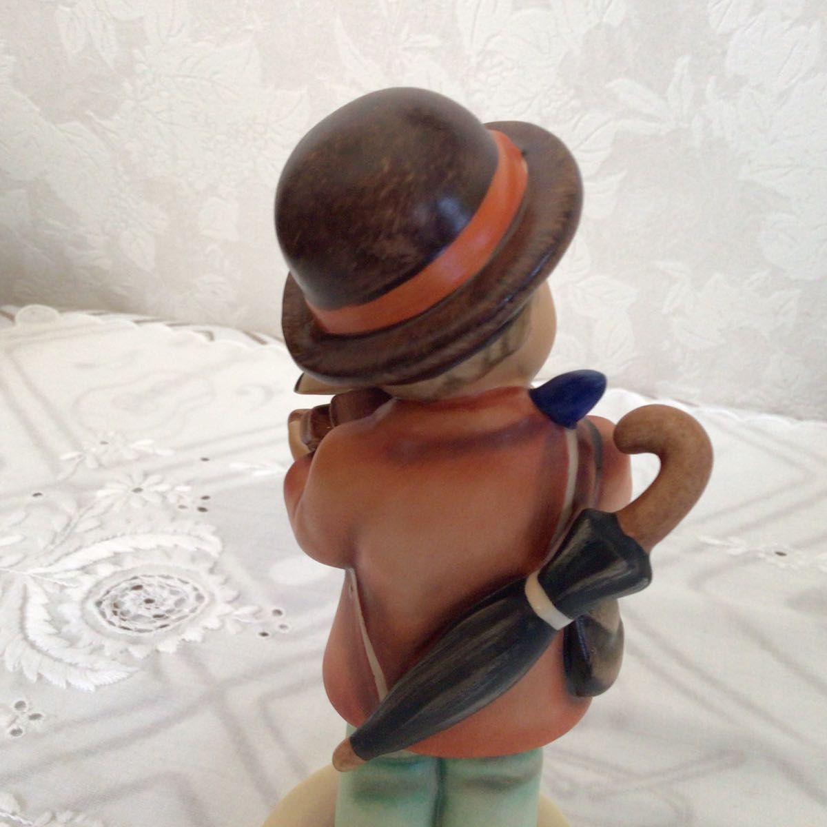ゲーベル　フンメル人形　フィギュリン 陶器人形