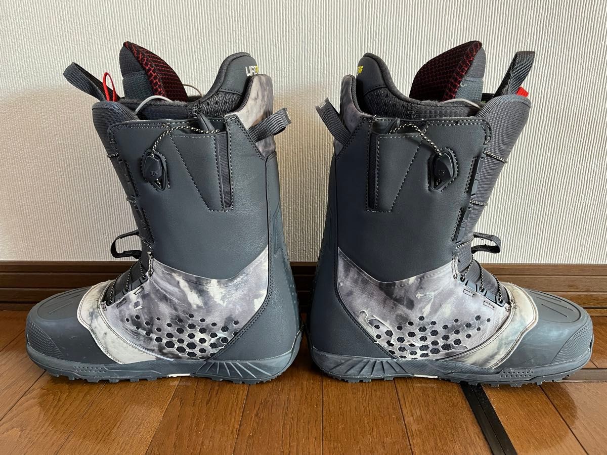 希少カラー】BURTON ION-AF 18-19モデル バートン アイオン 希少カラー】BURTON ION-AF 18-19モデル バートン アイオン
