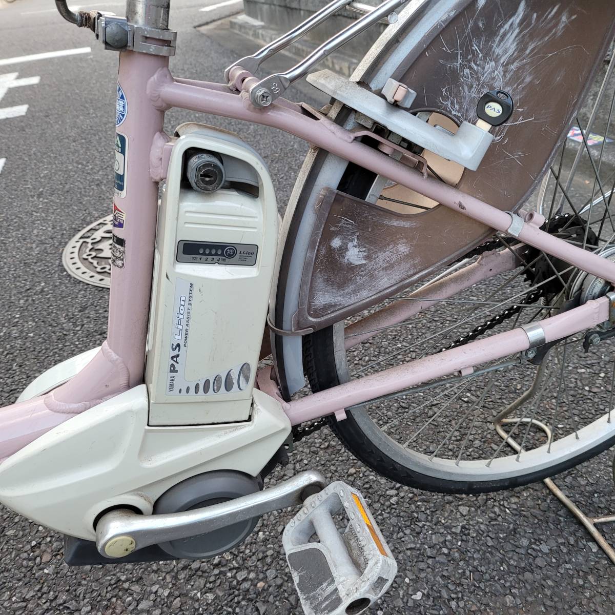 電動自転車 YAMAHA ヤマハ　PAS リチウム 薄ピンク色(中古_画像5