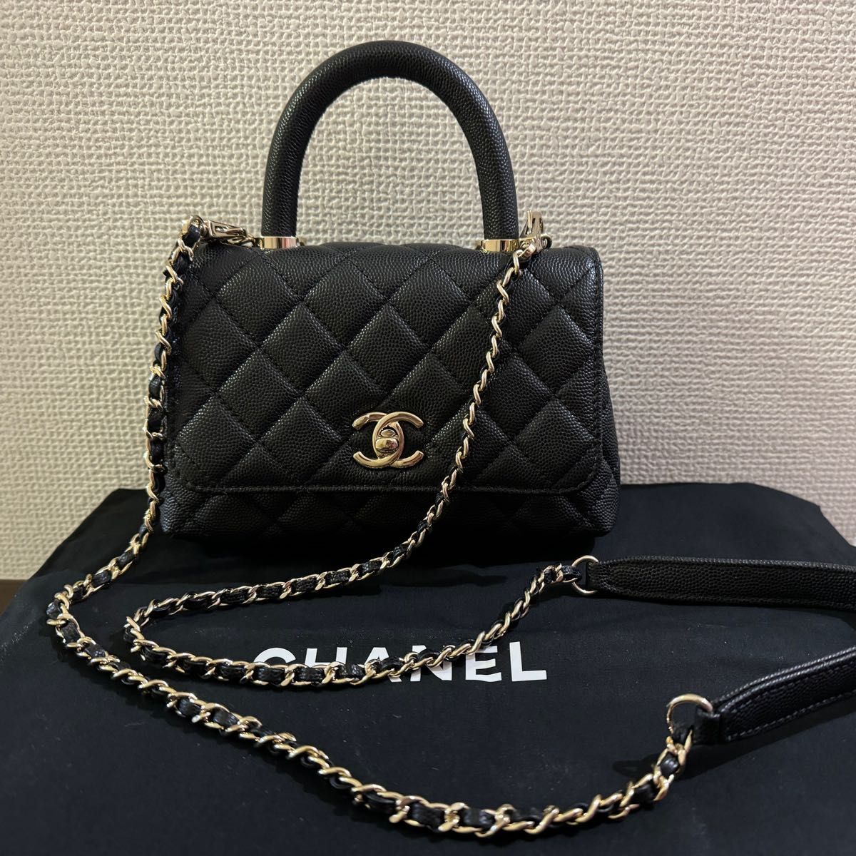 シャネル ココハンドルxxs キャビアスキン 19 シャネル ココハンドルxxs キャビアスキン 19