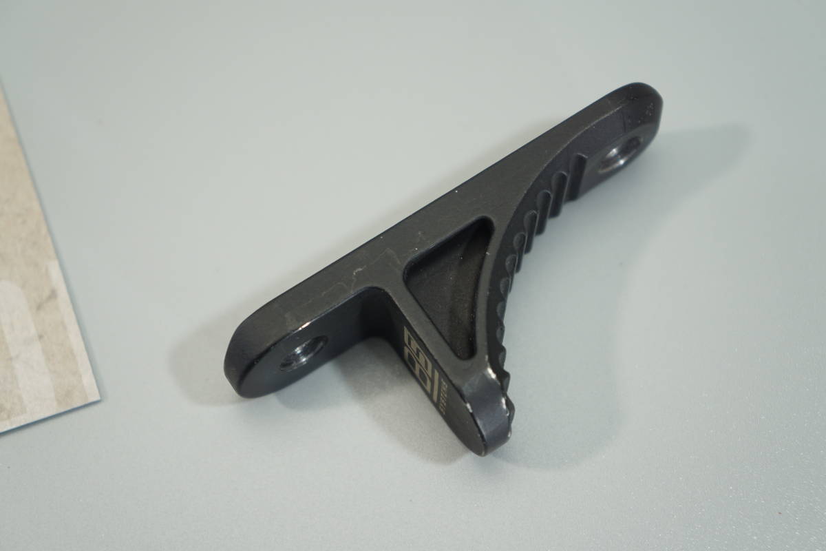 Bibian 比比昂- B5 Systems/True North concepts Gripstop Bibian 比比昂- B5 Systems/True North concepts Gripstop