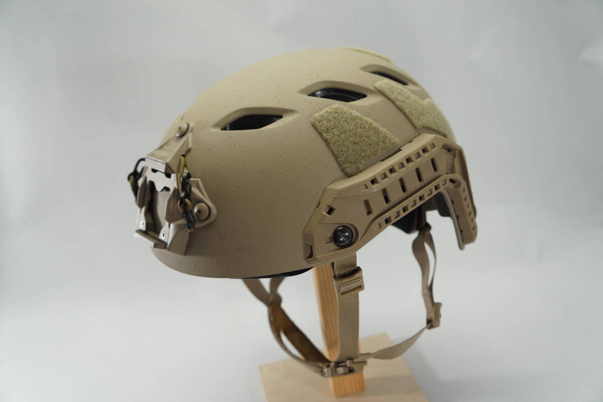 23年製 新作 Ops Core FAST SF BUMP バンプ Helmet サイズ XL TAN499 OCC Dial（ PEQ PVS PSQ ATPIAL ptw トレポン wilcox)_画像8
