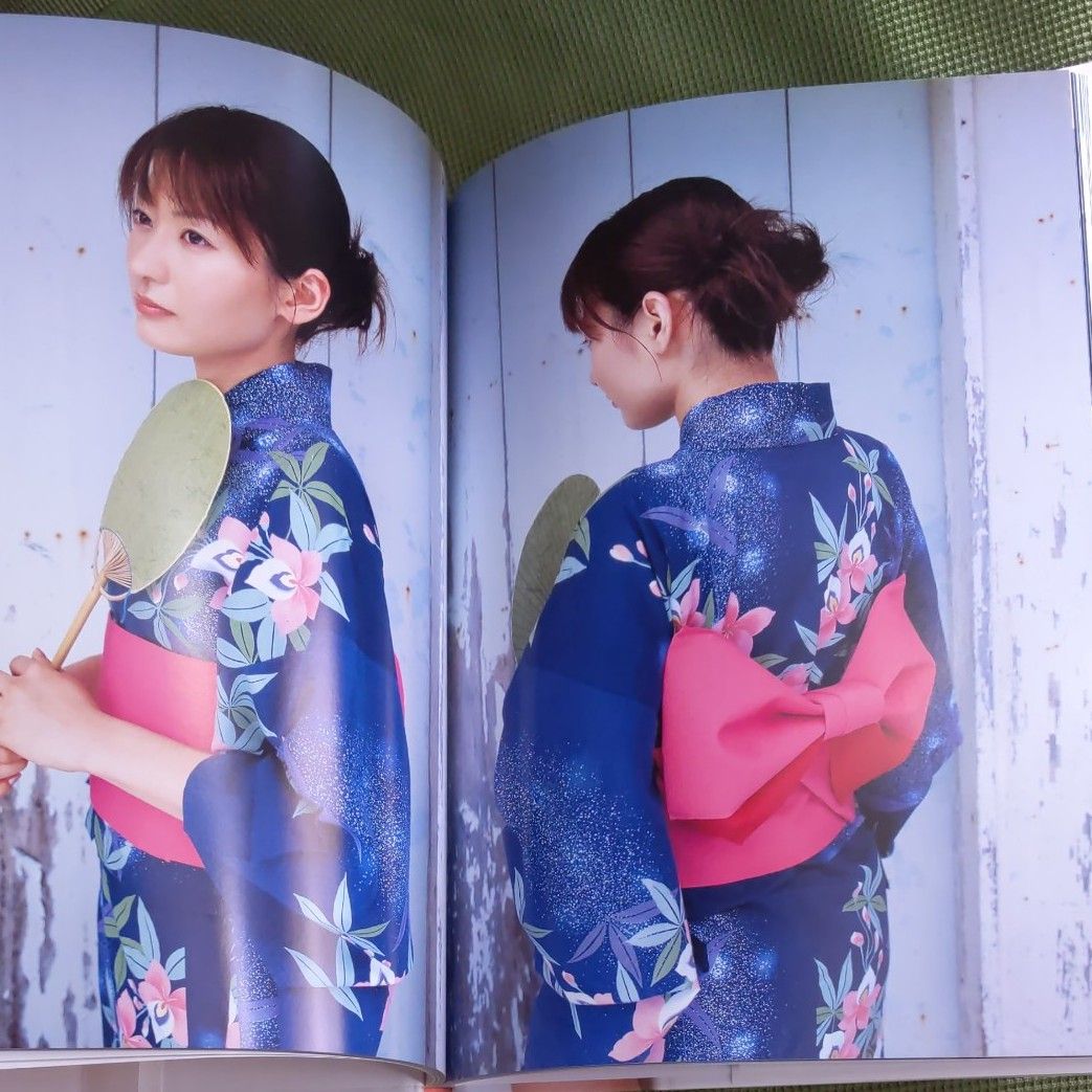 Ｔａｐｅｓｔｒｙ　高樹千佳子ＤＶＤ付きＰＨＯＴＯＢＯＯＫ （高樹千佳子ＤＶＤ付き　ＰＨＯＴＯＢＯＯＫ）  写真集