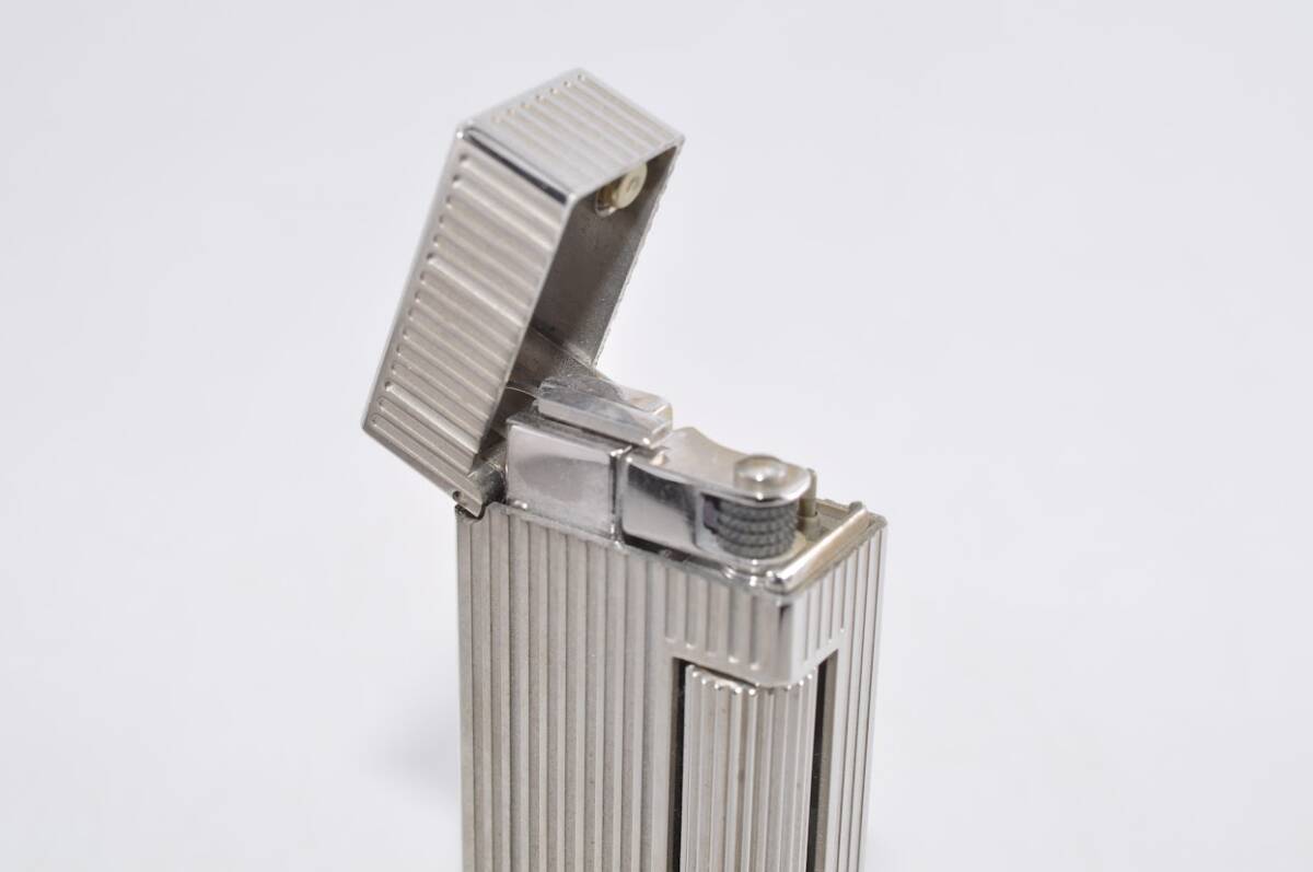 dunhill ダンヒル ライター シルバー 銀 柄なし シンプル 上品なデザイン 高級感溢れる 正規品 箱、保存袋付き B2697_画像8