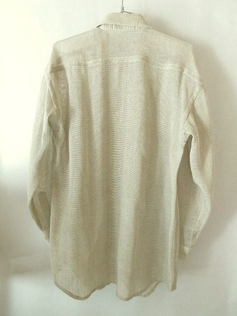 １）ハンドメイド・手織り麻綿のシャツ・薄い茶色・茶蝶貝_画像2