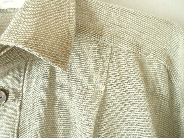 １）ハンドメイド・手織り麻綿のシャツ・薄い茶色・茶蝶貝_画像6