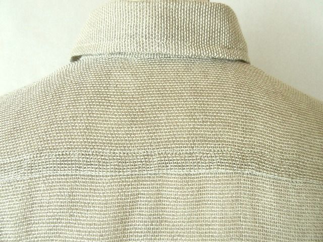 １）ハンドメイド・手織り麻綿のシャツ・薄い茶色・茶蝶貝_画像7