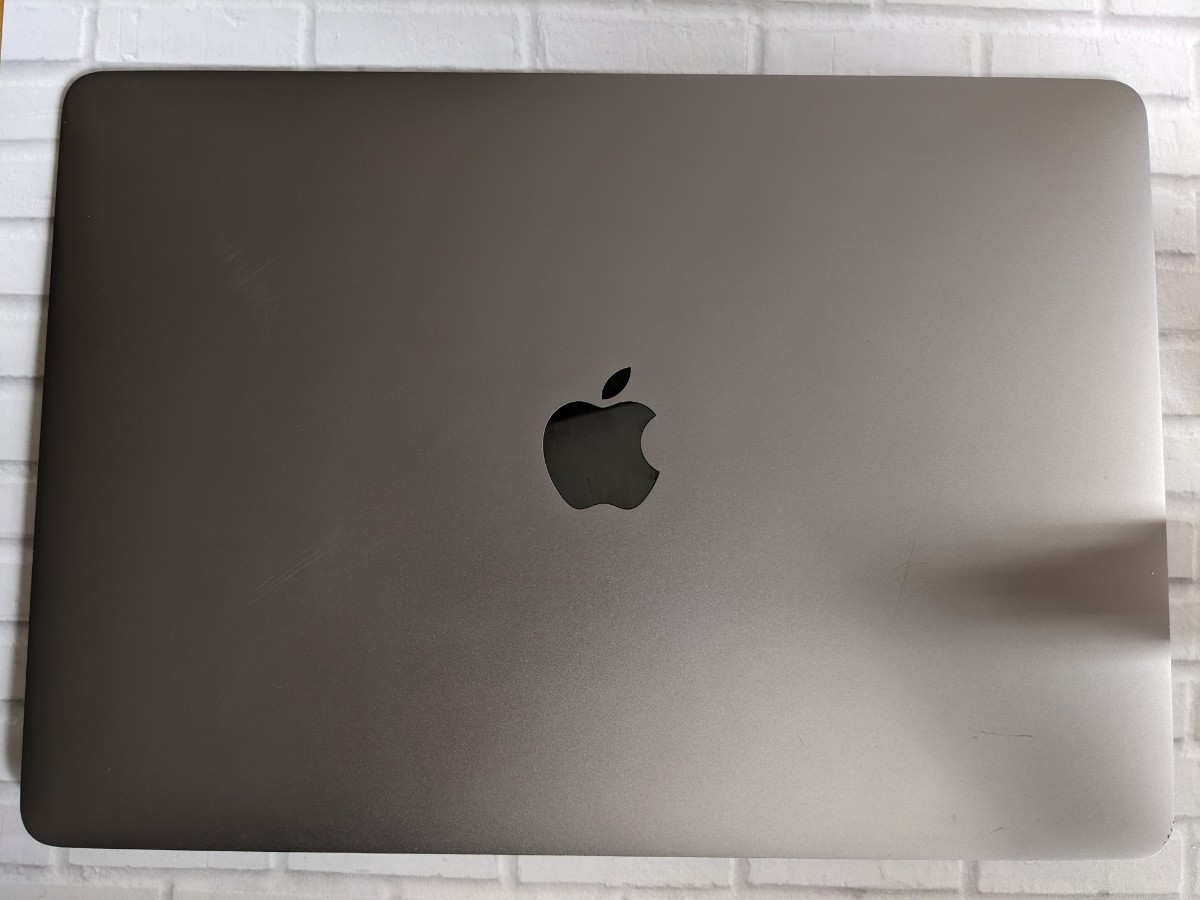 液晶ディスプレイ トップカバー　Apple MacBook Pro A2159 13インチ 中古動作品　スペースグレイ