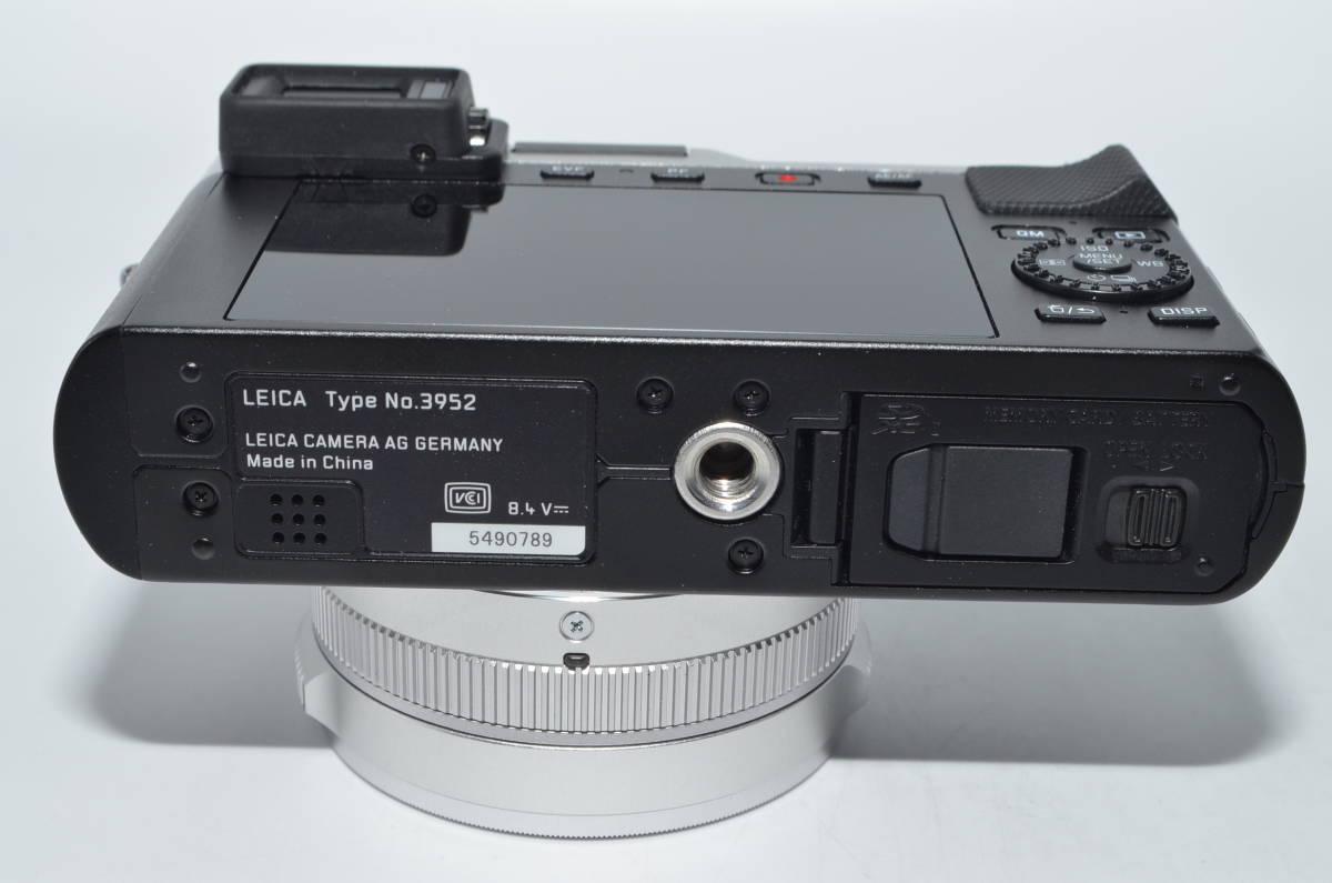 【特上品】 Leica(ライカ) ライカD-LUX7 大型センサー搭載デジタルカメラ 19116　#6669_画像5