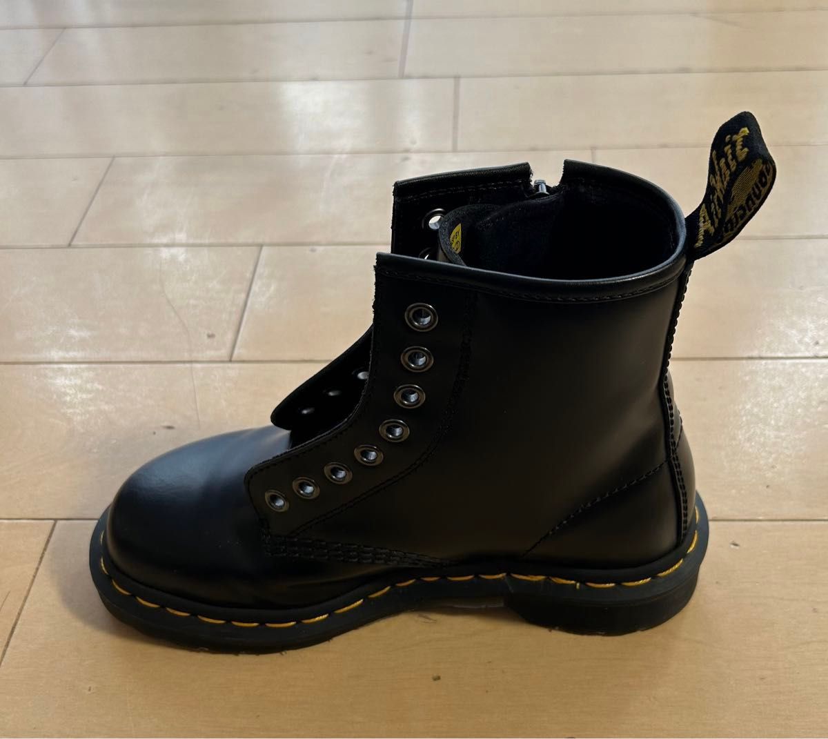 ドクターマーチン Dr.Martens 8ホールブーツ　　　　1460 ELS