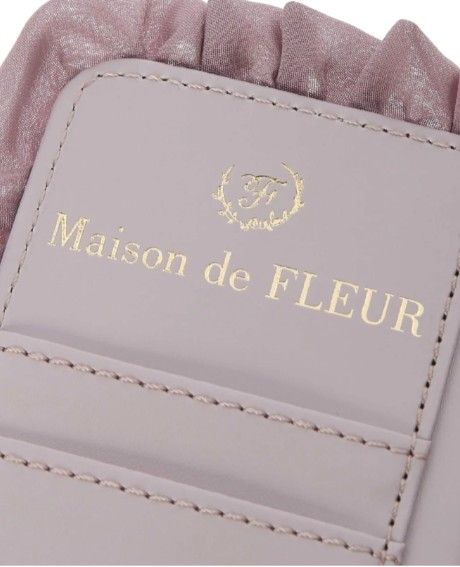 【新品】Maison de FLEUR ブランドロゴフリルアイフォン13Proケース ラベンダー