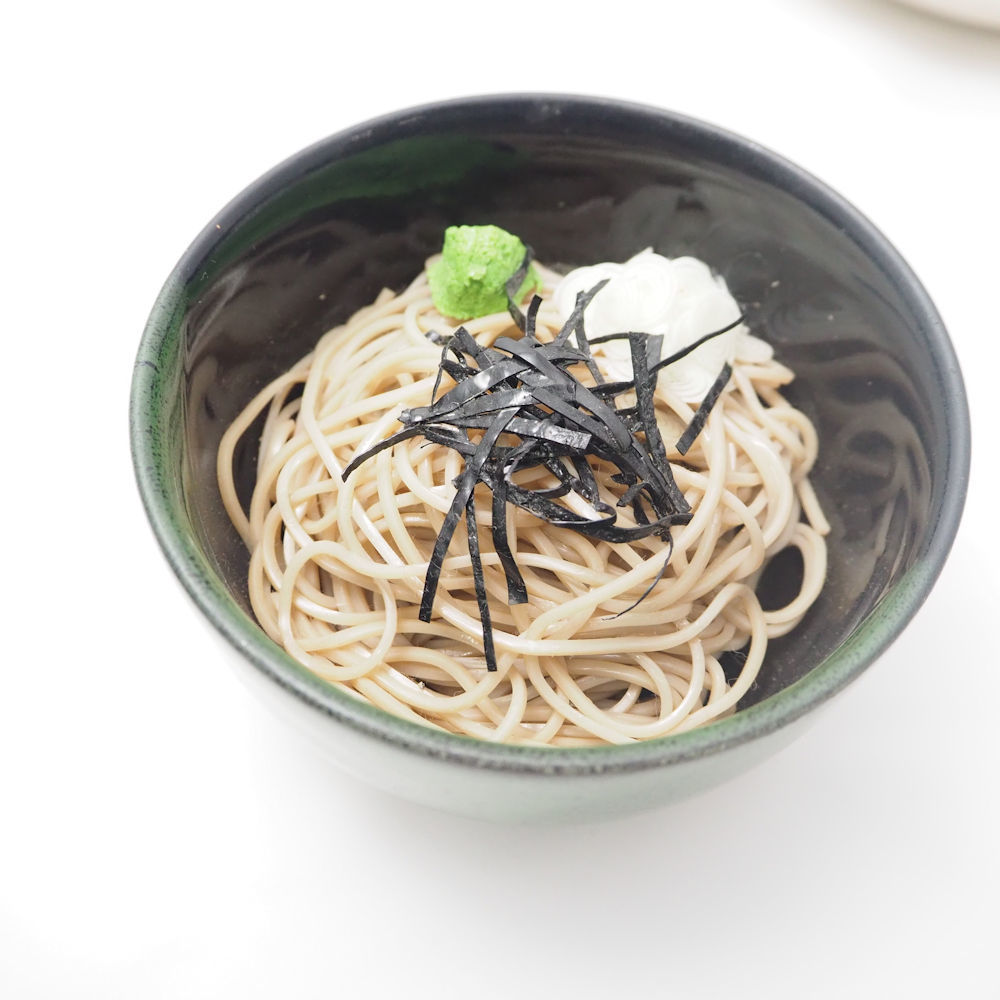 チキンカツ 蕎麦 そば みそ汁 ご飯 リアルサイズ 食品サンプル 4点 定食 食玩 業務用 ディスプレイ 皿付 御膳 HO125_画像4