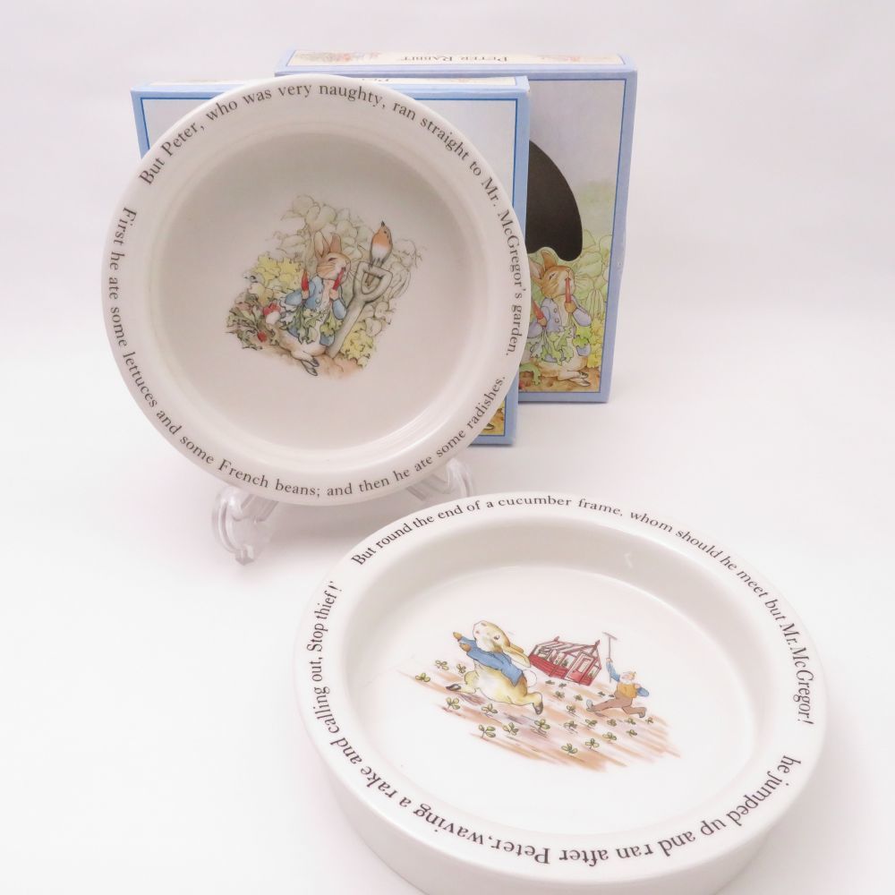 美品 WEDGWOOD ウェッジウッド ピーターラビット ポリンジャー 2枚 皿 プレート オートミール SY8221S_画像1