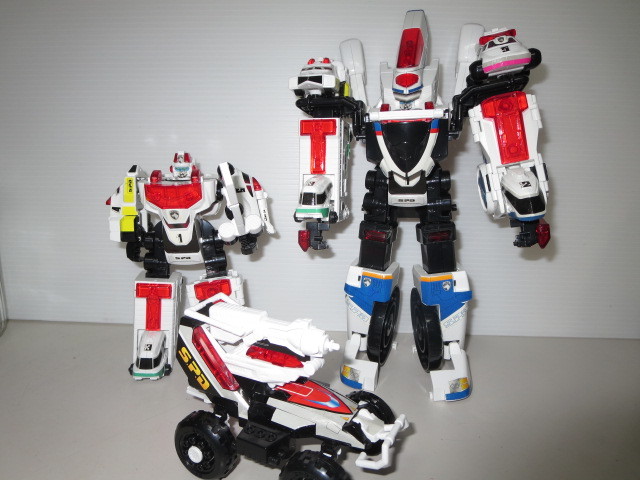 ミニプラ スーパーデカレンジャーロボ & フルブラストカスタム ミニプラ スーパーデカレンジャーロボ & フルブラストカスタム