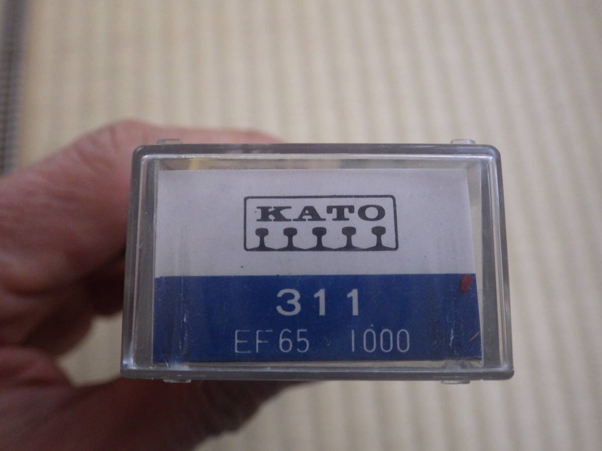 Nゲージ　KATO　ＥＦ６５　３１１　２モーター動作確認済　前照灯点灯　中古　箱あり　参考新品７７００円　送料５２０円_画像10