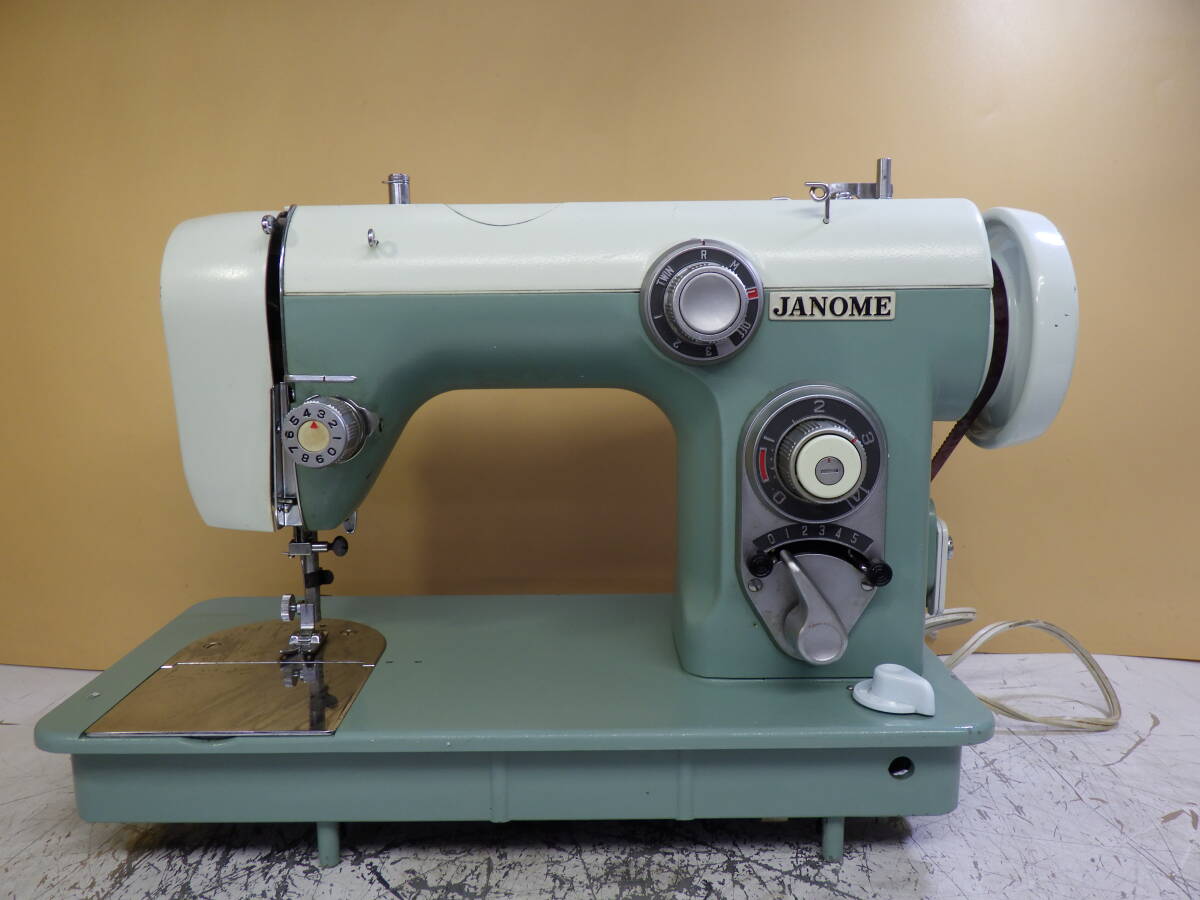 JANOME MODEL 670 ジャノメ ミシン 針が上下確認のみ#RH193の画像1