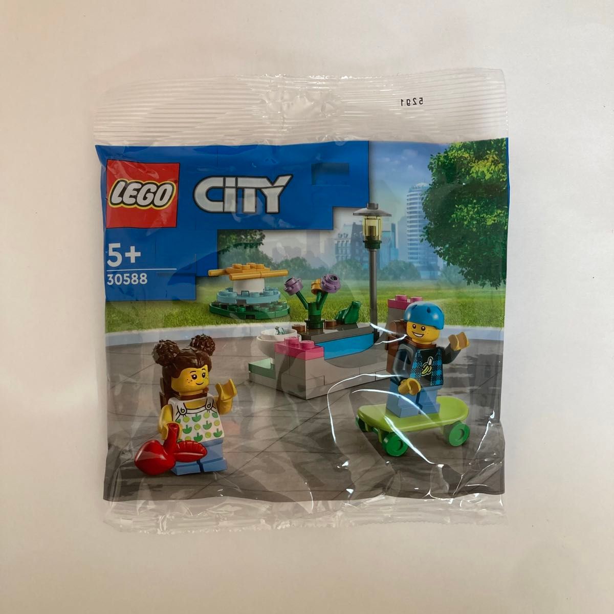 【新品未開封】LEGO CITY 30588 レゴシティパーク