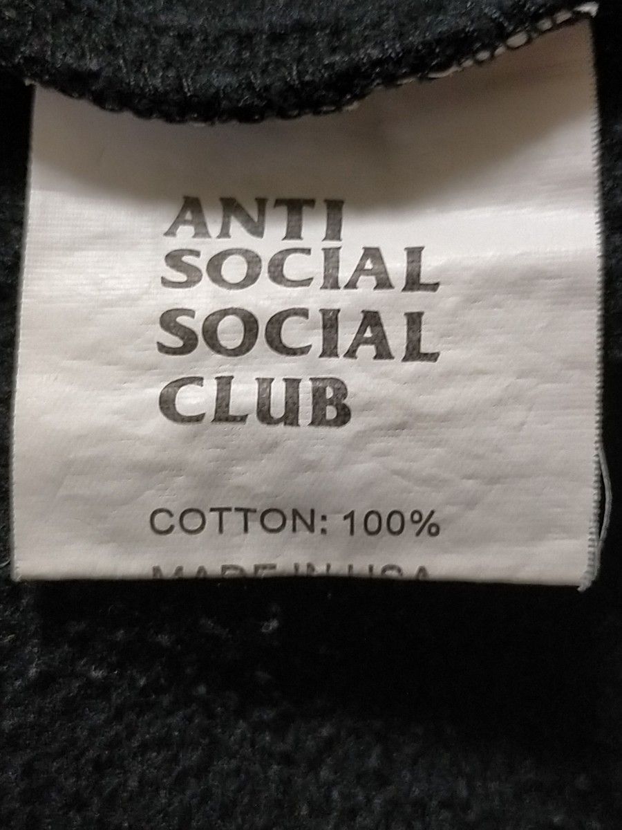 ANTI SOCIAL SOCIAL CLUB パーカー ブラック Lサイズ USA製 プルオーバーパーカー